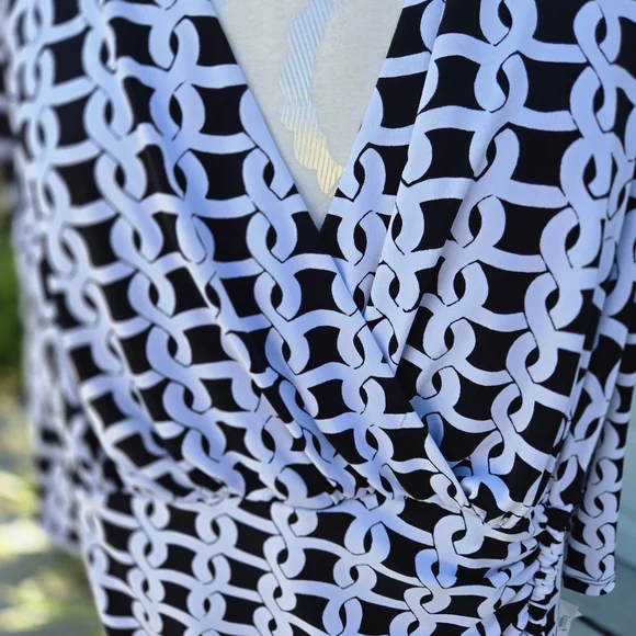 London Times NWT Black & White Geo Wrap Dress, Size 18W - Picture 8 of 11